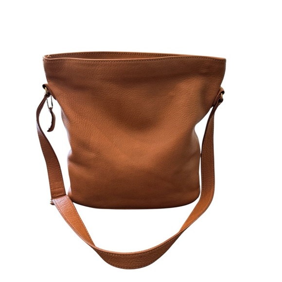 coach Handbags - Coach Vintage Sonoma Brown Leather Bucket Bag 6M-4906